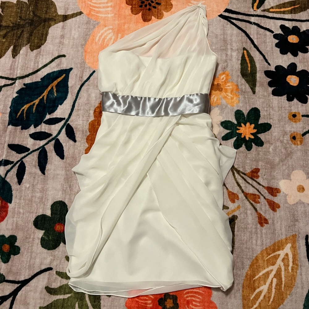 Like NEW Elegant One-Shoulder White Dress like Terani coutour